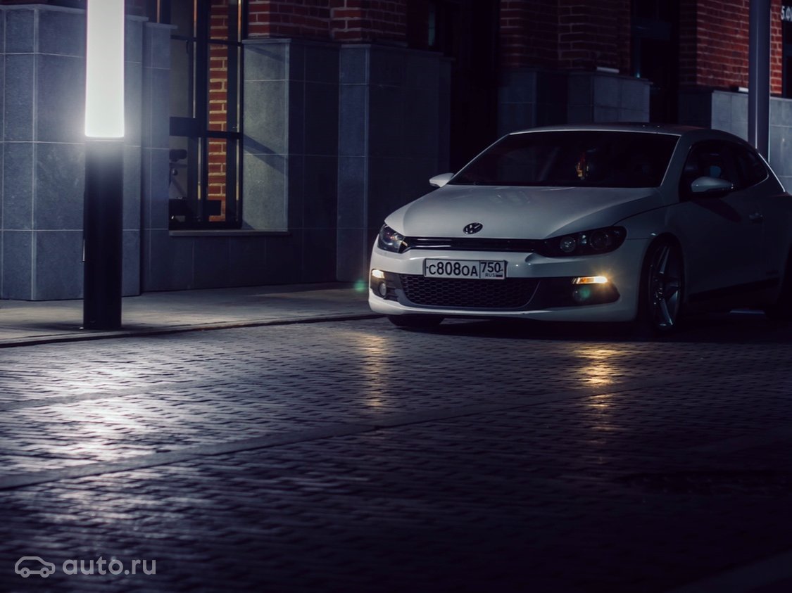 2010 Volkswagen Scirocco, III, белый, 700000 рублей - вид 3