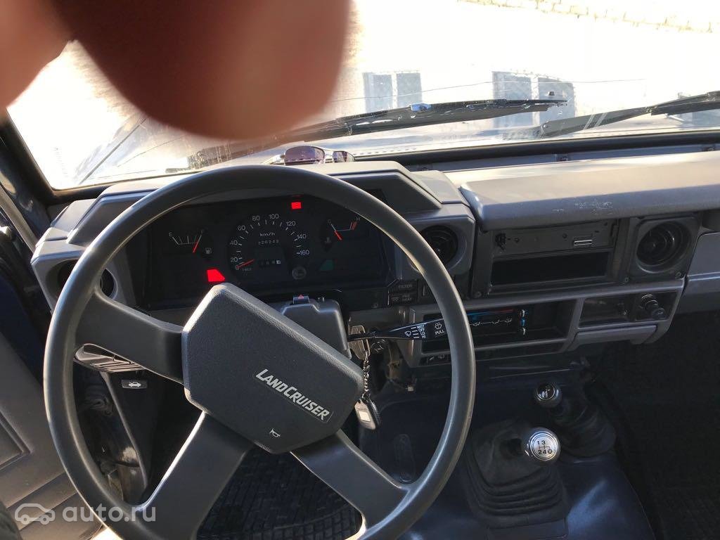 1991 Toyota Land Cruiser, 70 Series, синий, 850000 рублей - вид 8