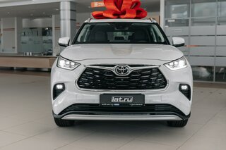 Toyota Highlander - 1 от автора Тойота Центр Приморский в Бортжурнале