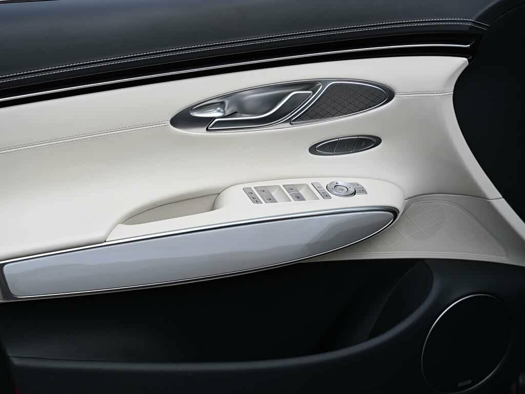 Genesis GV70 - 14 от автора Auto Privoz в Бортжурнале