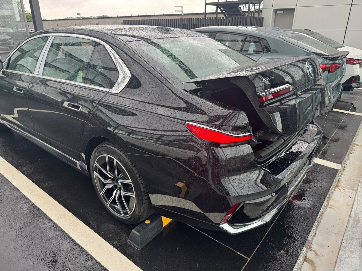 BMW 7 серии - 3 от автора Автосалон BESTVERS в Бортжурнале