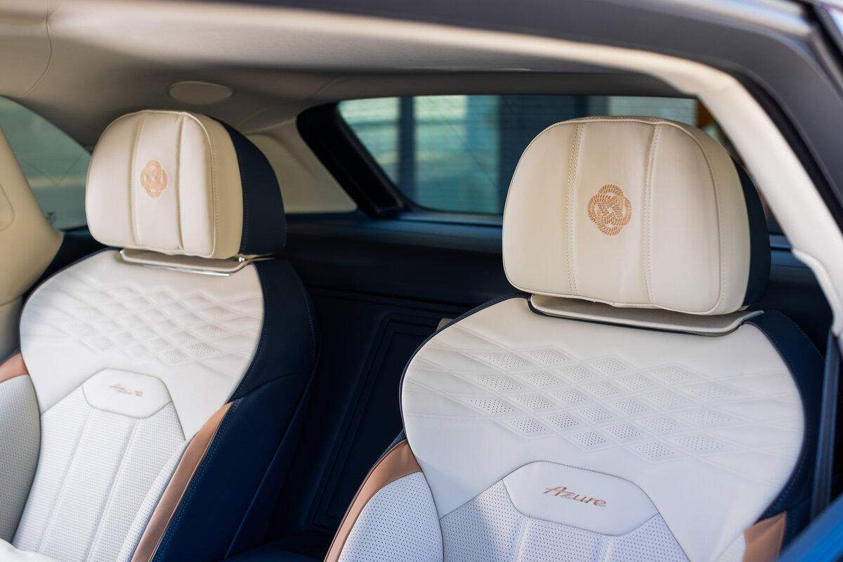 Bentley Bentayga - 4 от автора Bentley St Petersburg в Бортжурнале