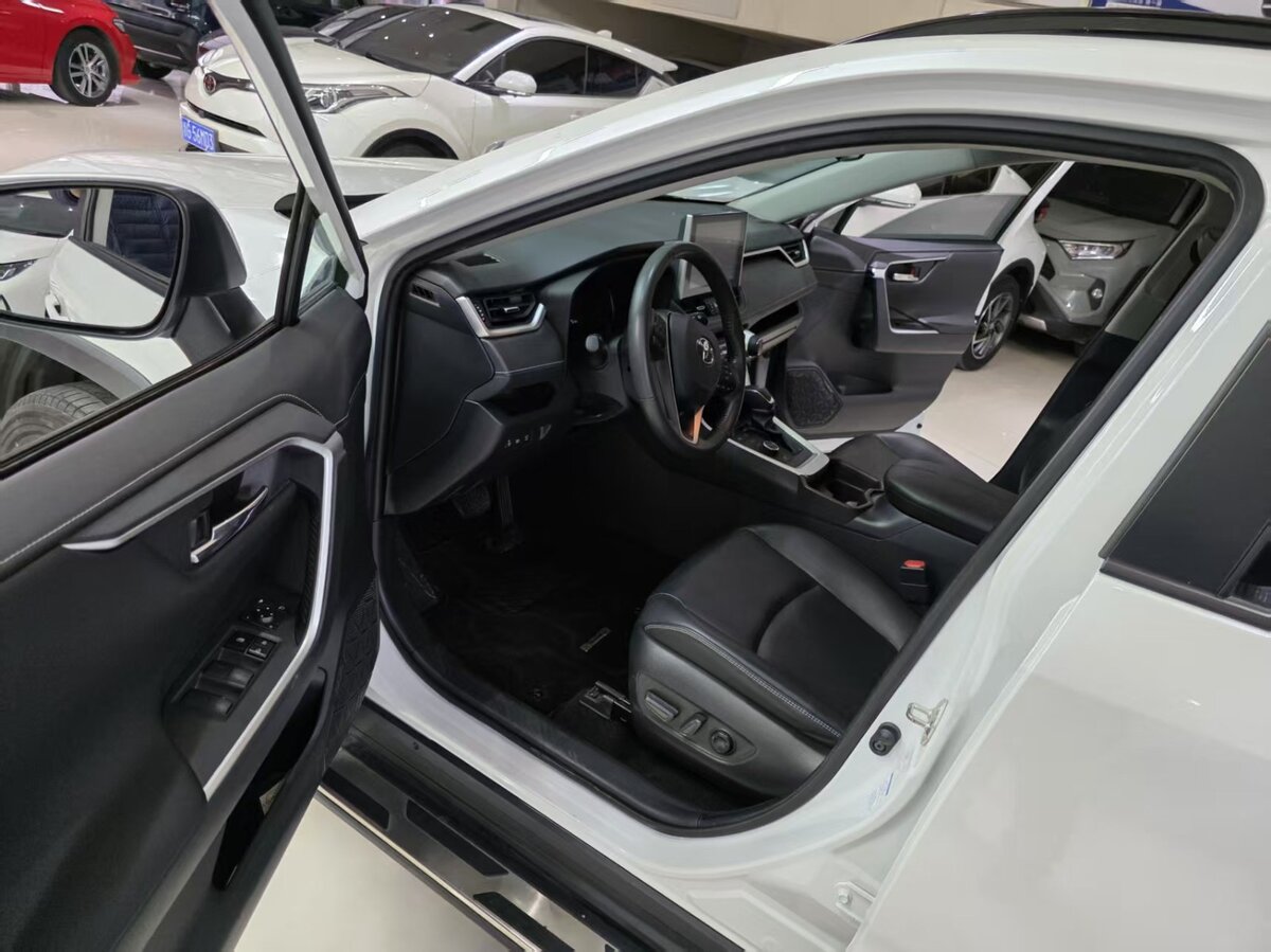 Toyota RAV4 - 7 от автора Япония Транзит в Бортжурнале