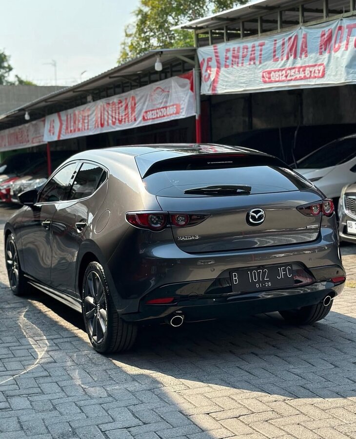 Mazda 3 - 5 от автора SolidCars в Бортжурнале