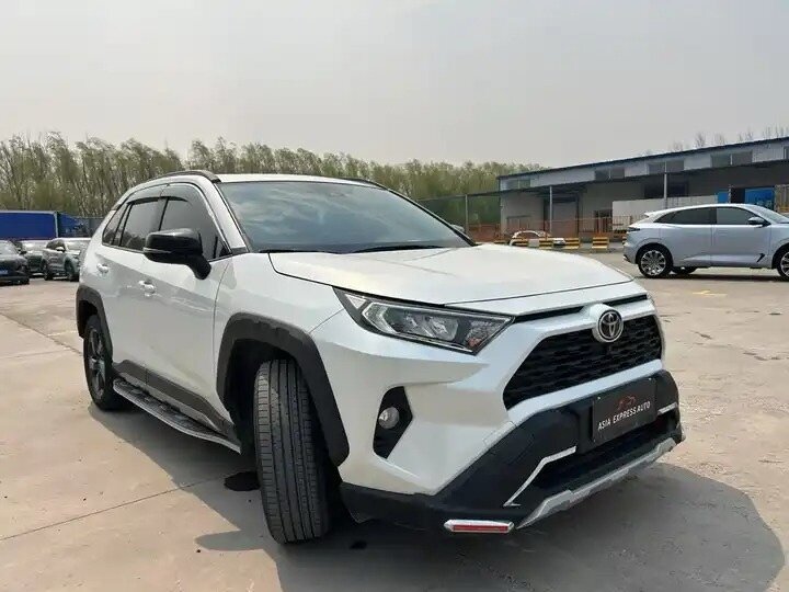 Toyota RAV4 - 1 от автора Роман в Бортжурнале