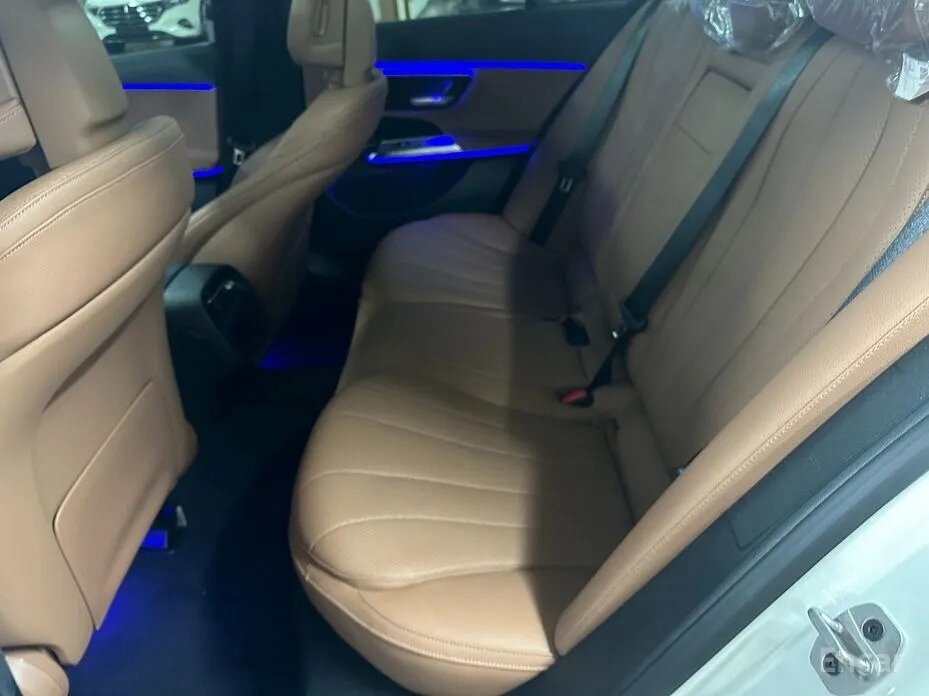 Mercedes-Benz E-Класс - 7 от автора Роман в Бортжурнале