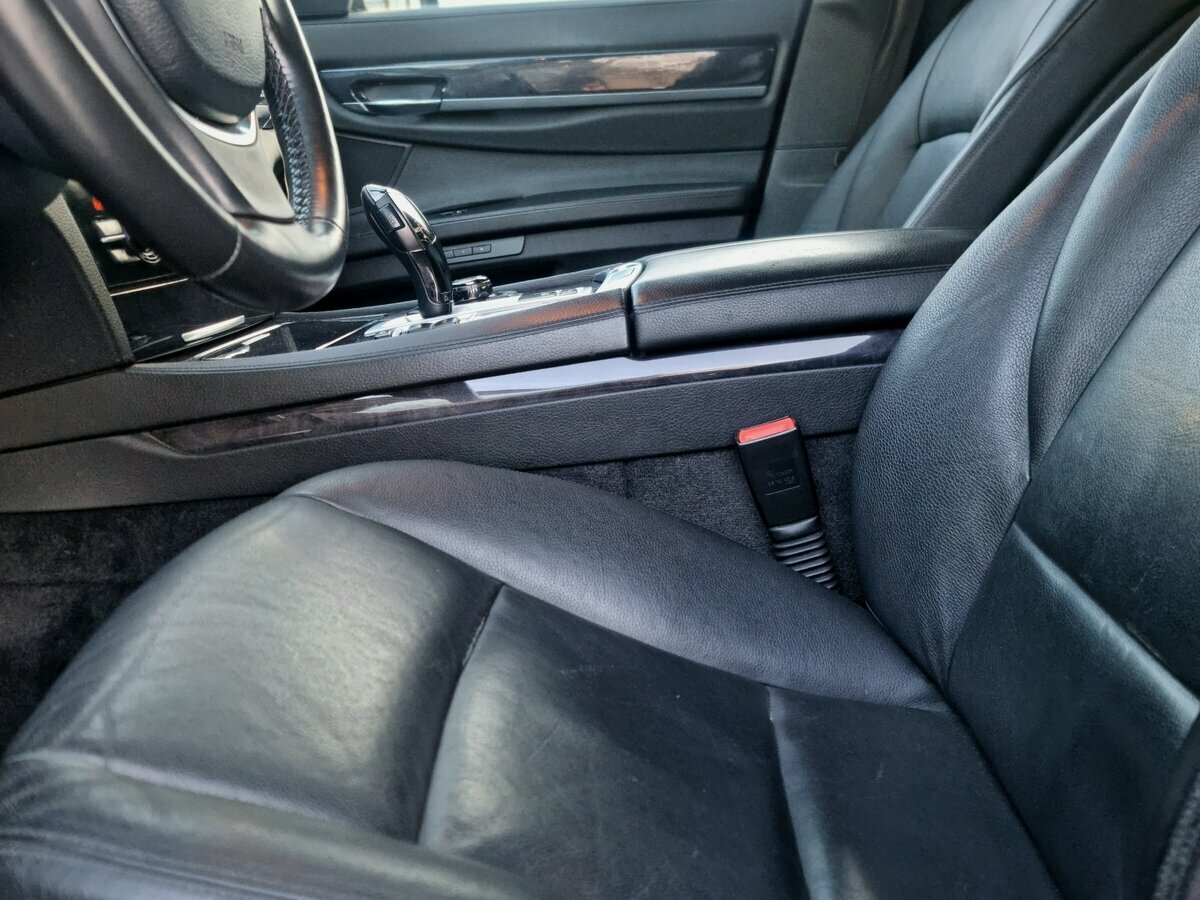 BMW 7 серии - 13 от автора Иван в Бортжурнале