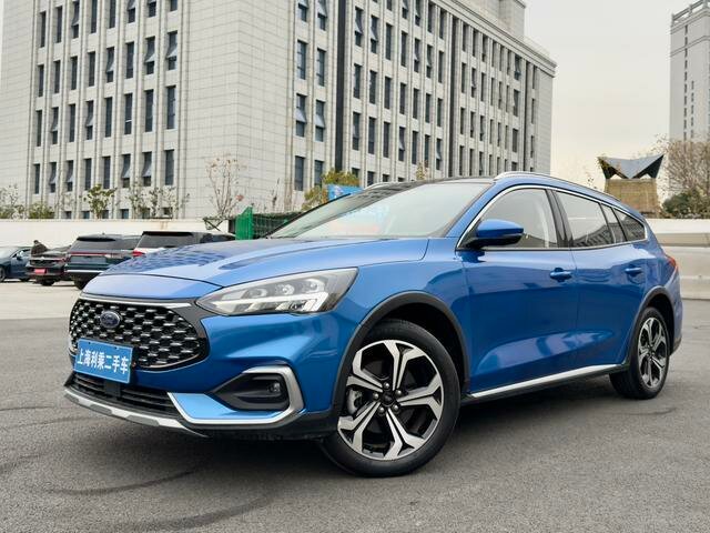 Ford Focus - 1 от автора Синий седан в Бортжурнале