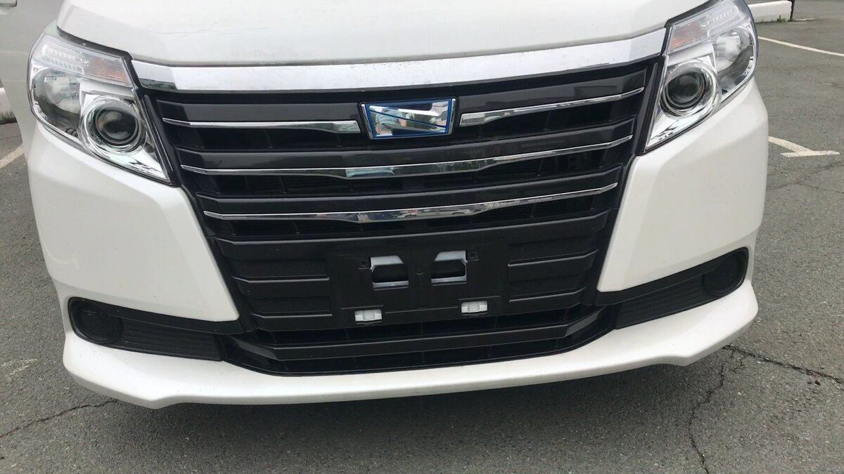 Toyota Noah - 9 от автора Красный внедорожник в Бортжурнале