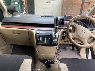Nissan Elgrand - 6 от автора Красный седан в Бортжурнале