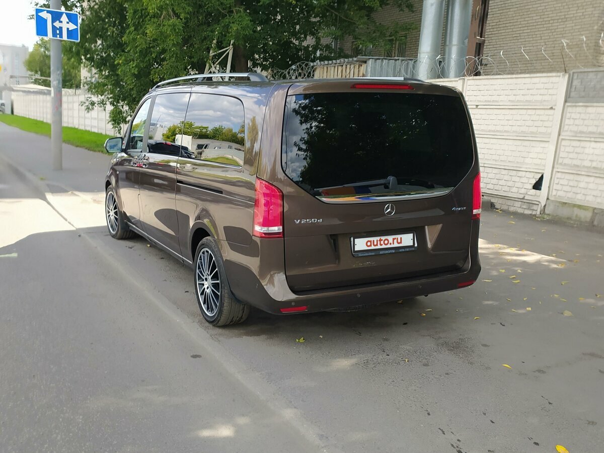 Mercedes-Benz V-Класс - 8 от автора Владимир в Бортжурнале