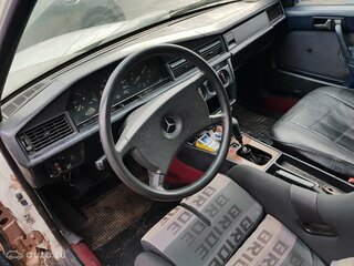 Mercedes-Benz 190 (W201) - 4 от автора Максим в Бортжурнале