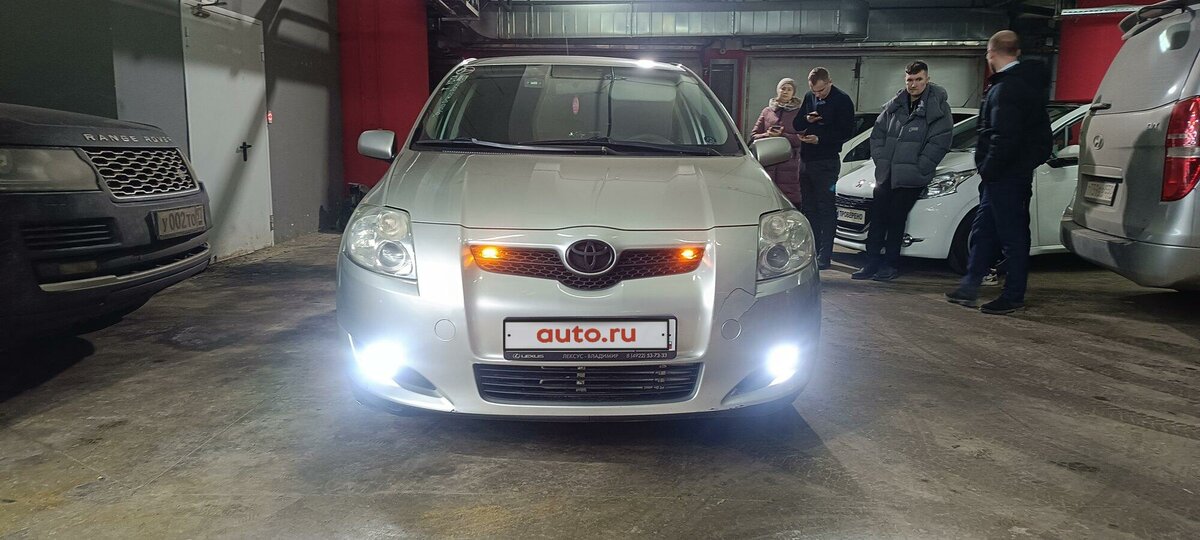 Toyota Auris - 4 от автора Чёрный минивэн в Бортжурнале