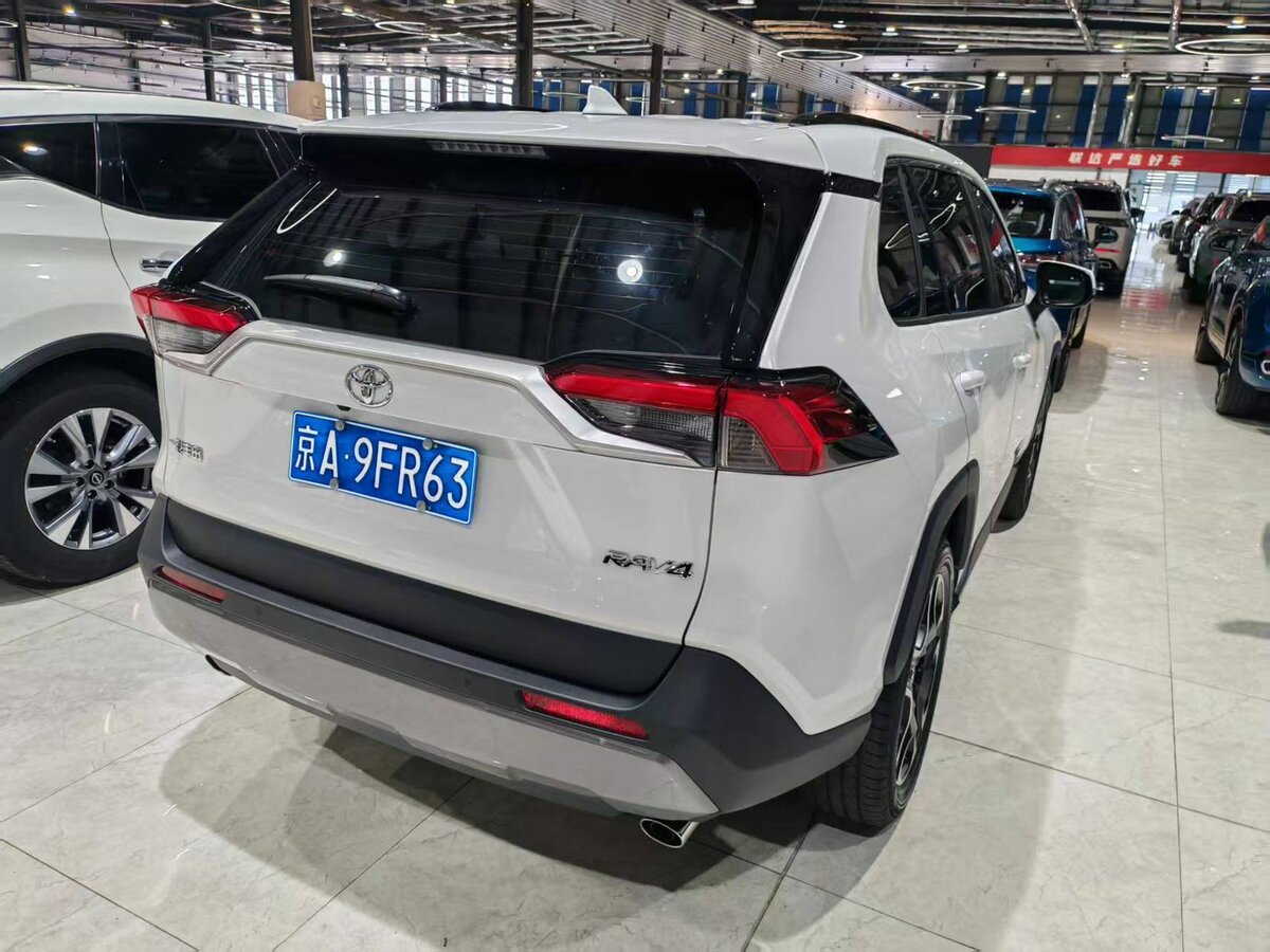 Toyota RAV4 - 4 от автора Япония Транзит в Бортжурнале