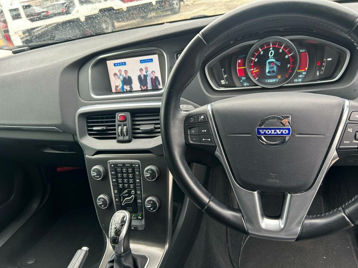 Volvo V40 - 6 от автора VVMOTO в Бортжурнале
