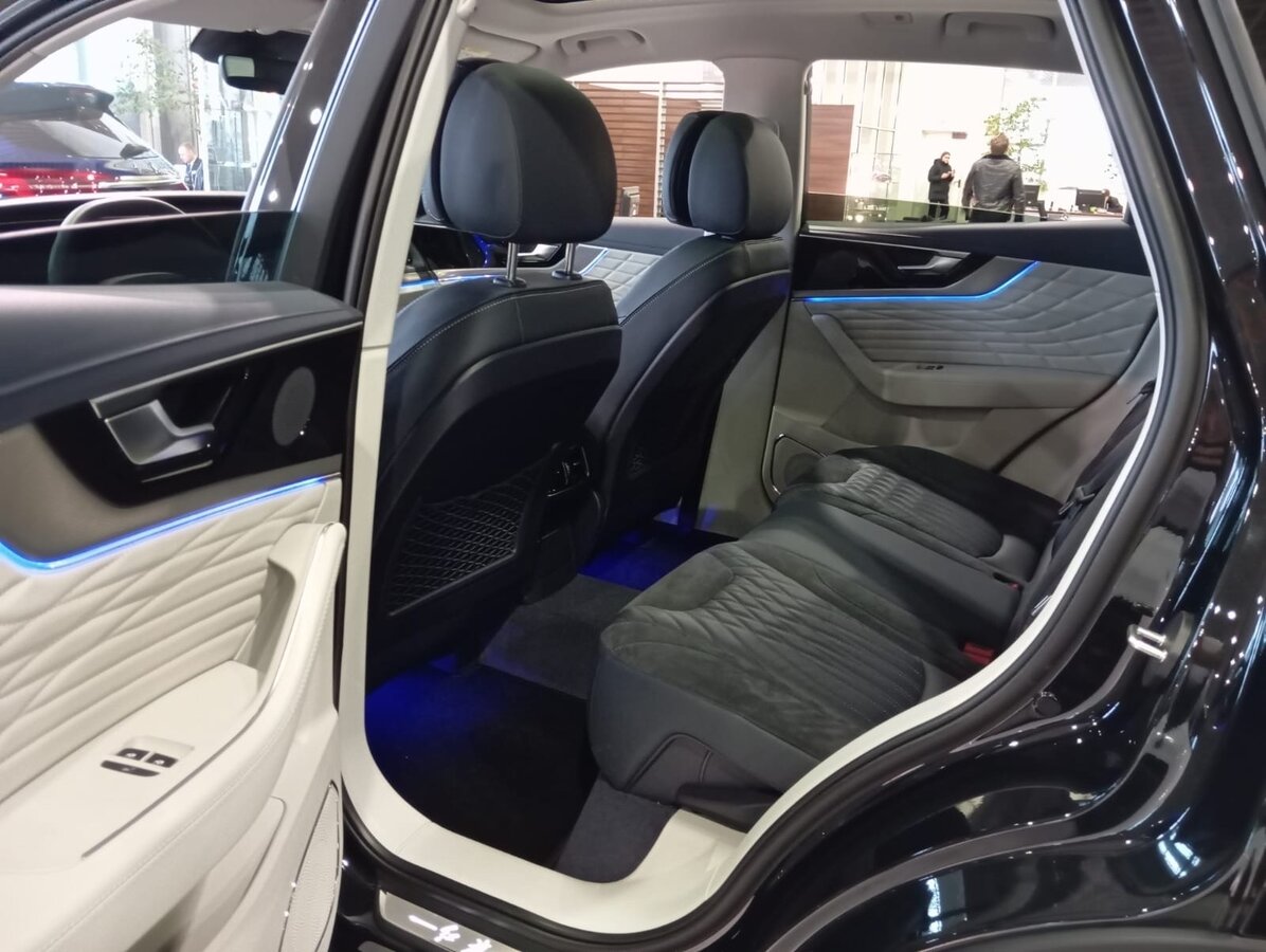 Hongqi HS5 - 4 от автора Константин в Бортжурнале