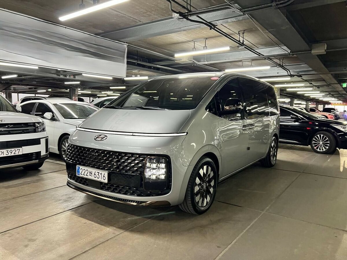 Hyundai Staria - 1 от автора Анатолий D.A в Бортжурнале