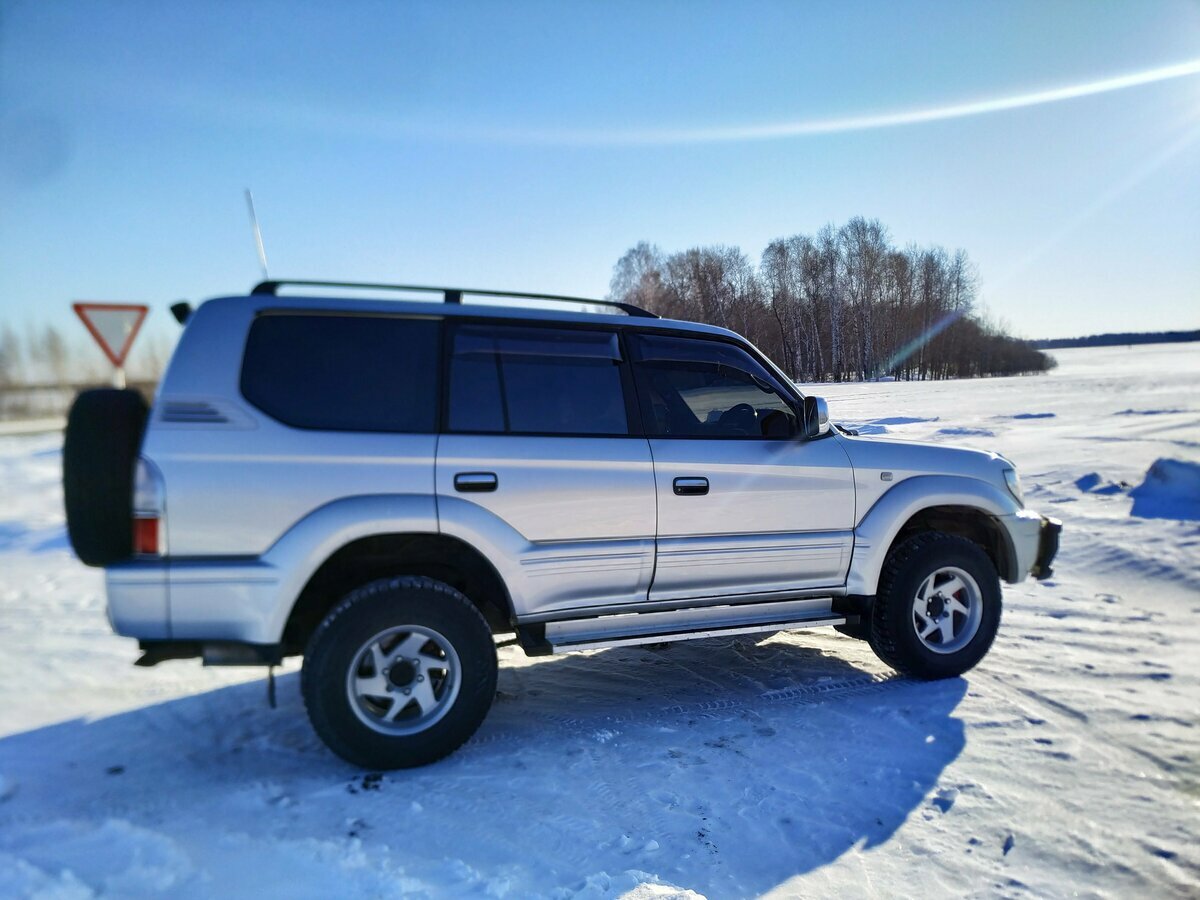 Toyota Land Cruiser Prado - 12 от автора Красный седан в Бортжурнале