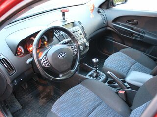 Kia Ceed - 8 от автора Евгений в Бортжурнале