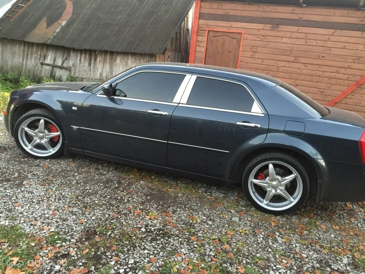 Chrysler 300C - 11 от автора Коричневый грузовик в Бортжурнале