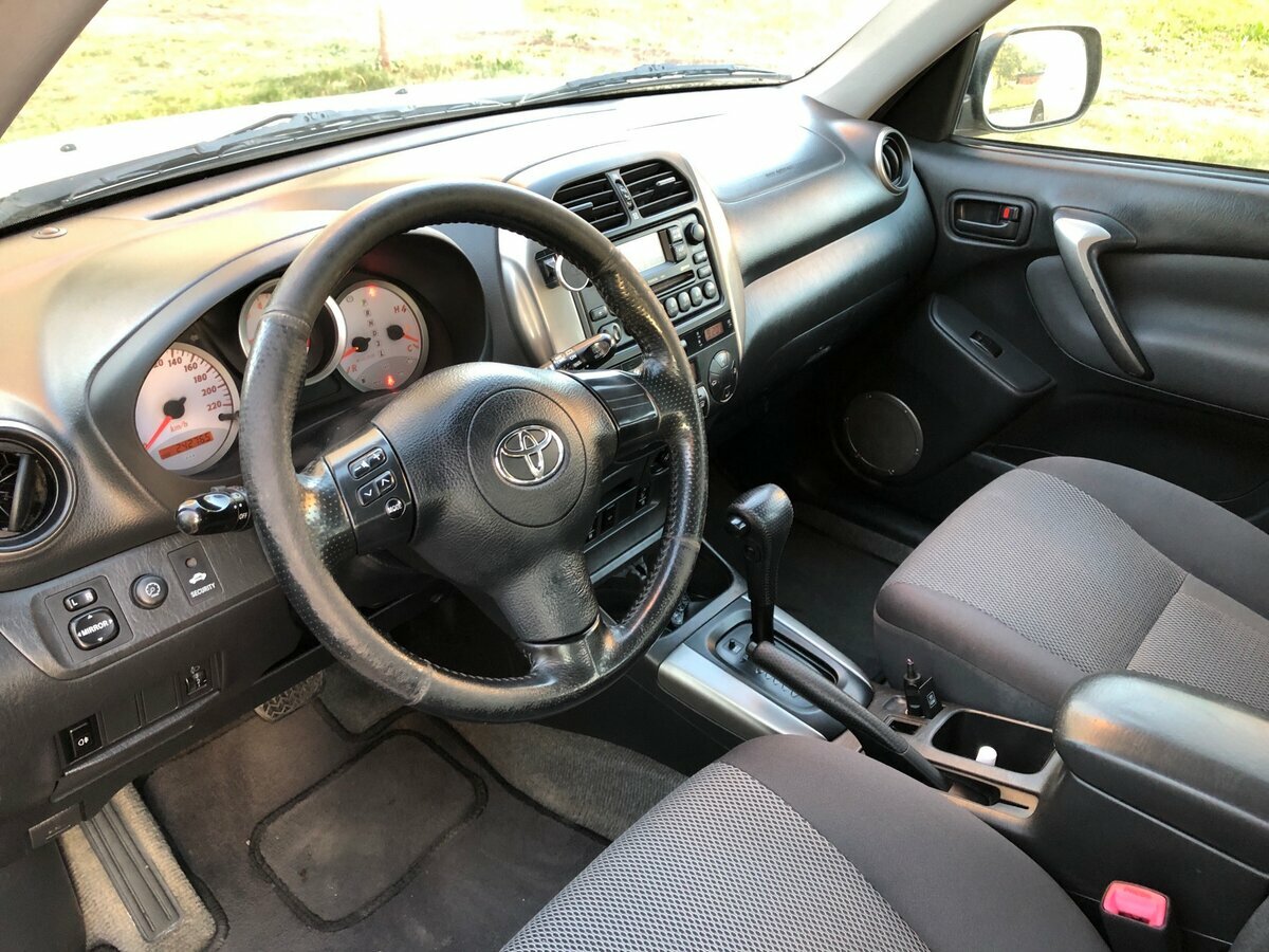 Toyota RAV4 - 5 от автора Максим в Бортжурнале