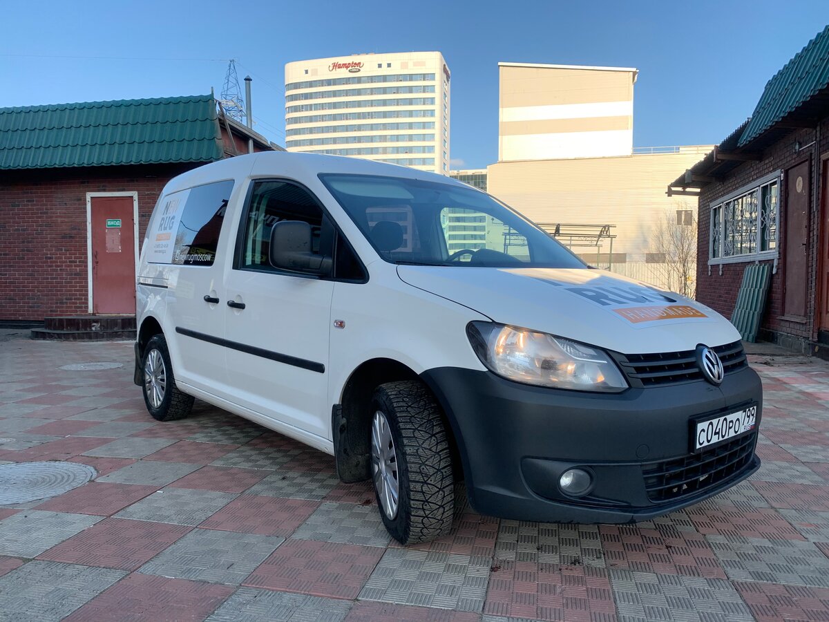 Отзыв владельца автомобиля Volkswagen Caddy 2011 года