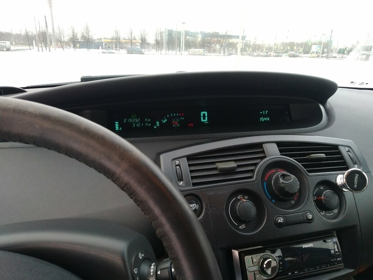 Renault Scenic - 5 от автора Чёрное купе в Бортжурнале