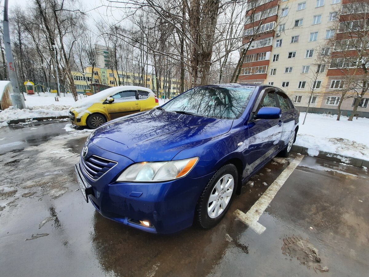 Toyota Camry - 1 от автора Ден в Бортжурнале