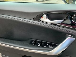 Kia Stinger - 4 от автора Хозяйка в Бортжурнале