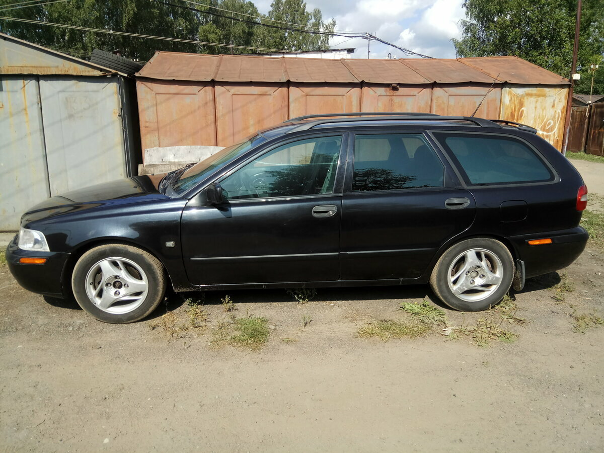 Volvo V40 - 1 от автора Альмир А. в Бортжурнале
