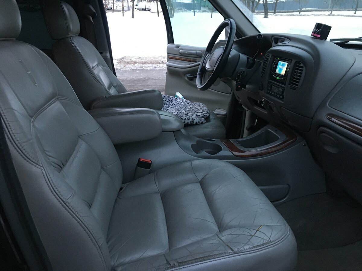 Lincoln Navigator - 12 от автора Сергей в Бортжурнале