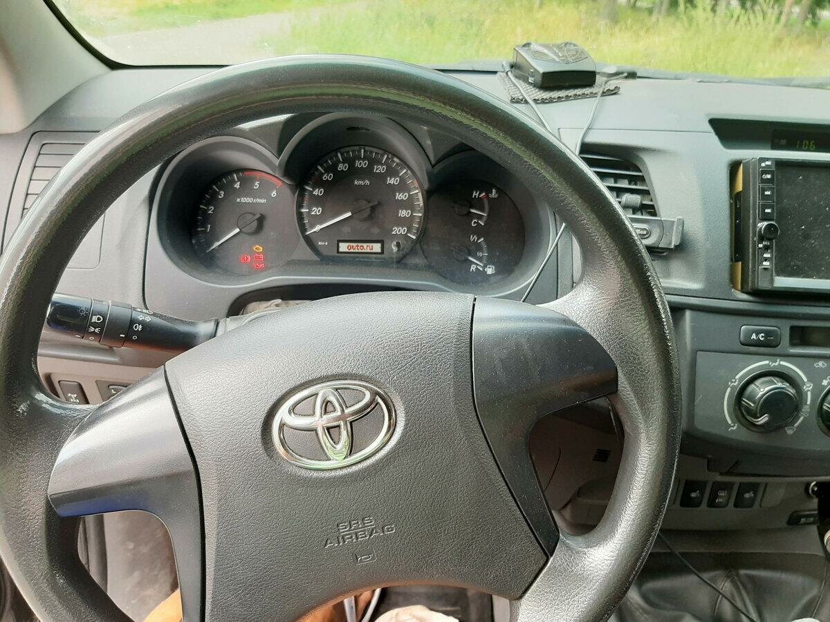Toyota Hilux - 2 от автора Владимир в Бортжурнале