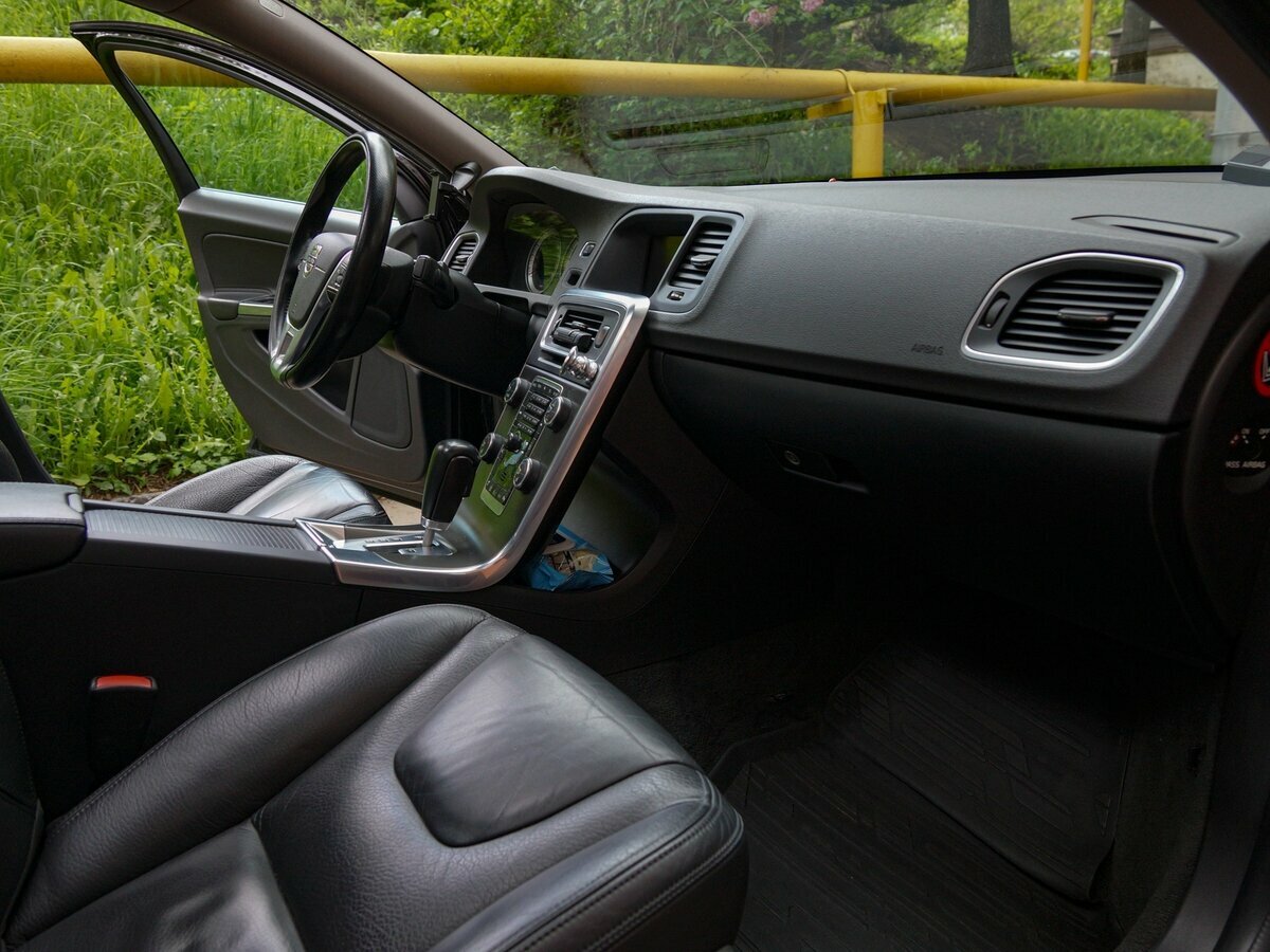 Volvo S60 - 7 от автора Антон в Бортжурнале