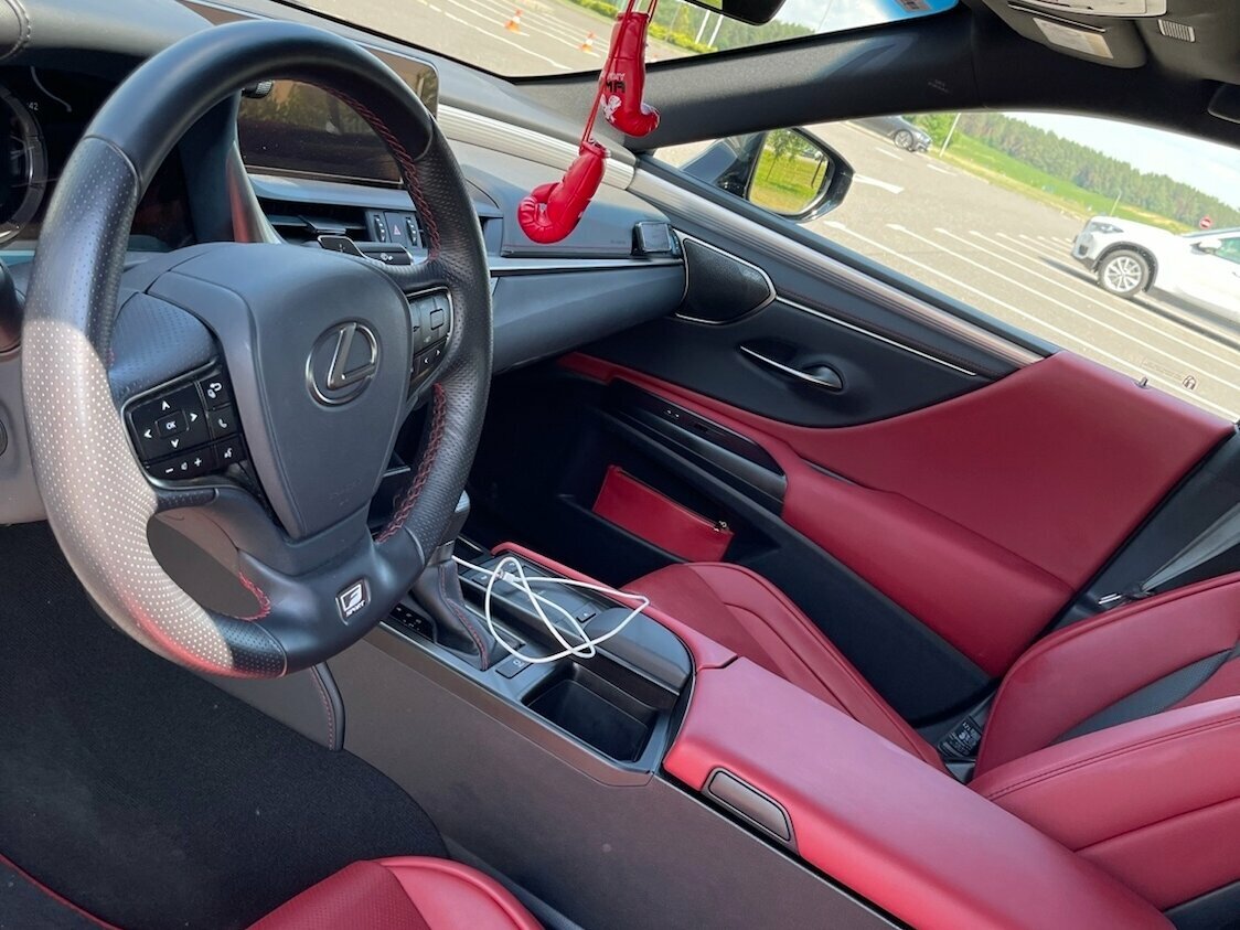 Lexus ES - 10 от автора Юрий в Бортжурнале