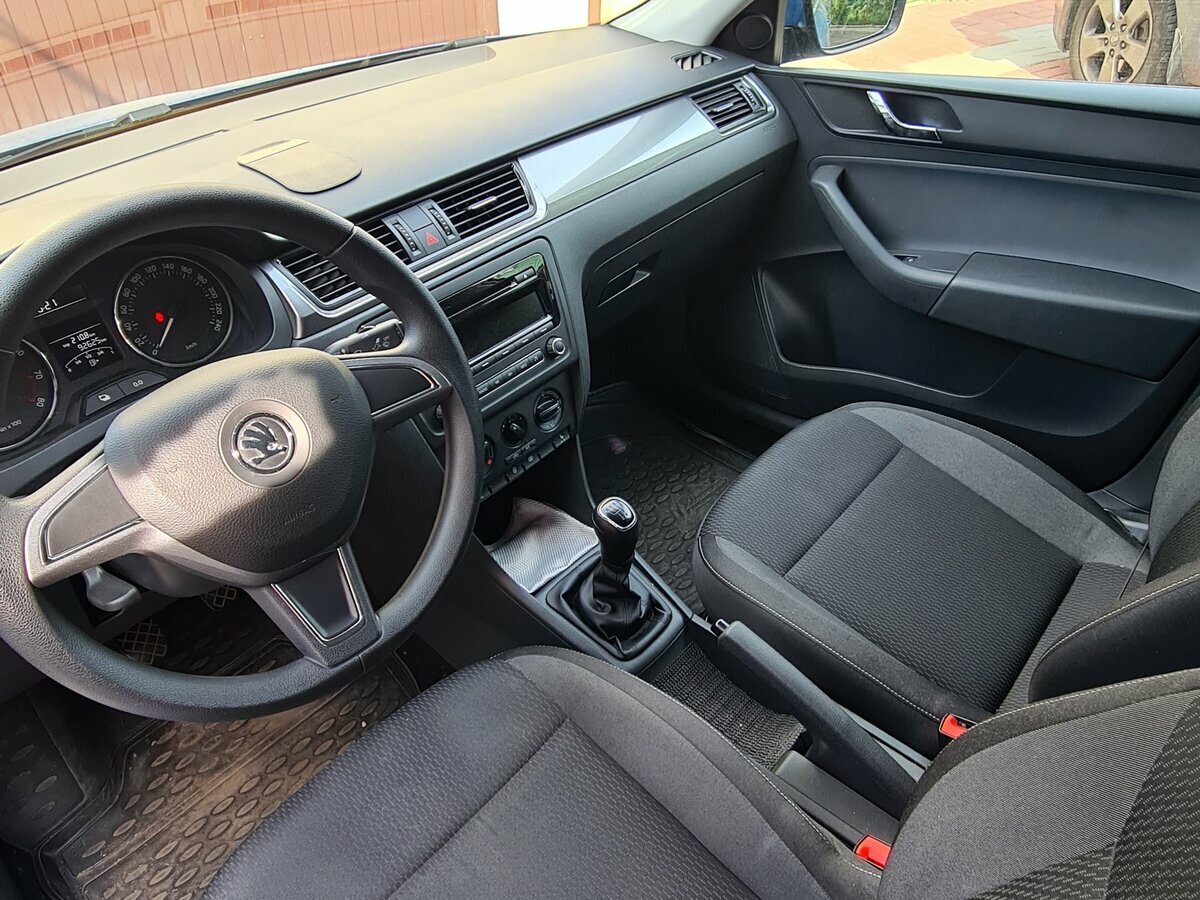 Skoda Rapid - 8 от автора Зелёный седан в Бортжурнале