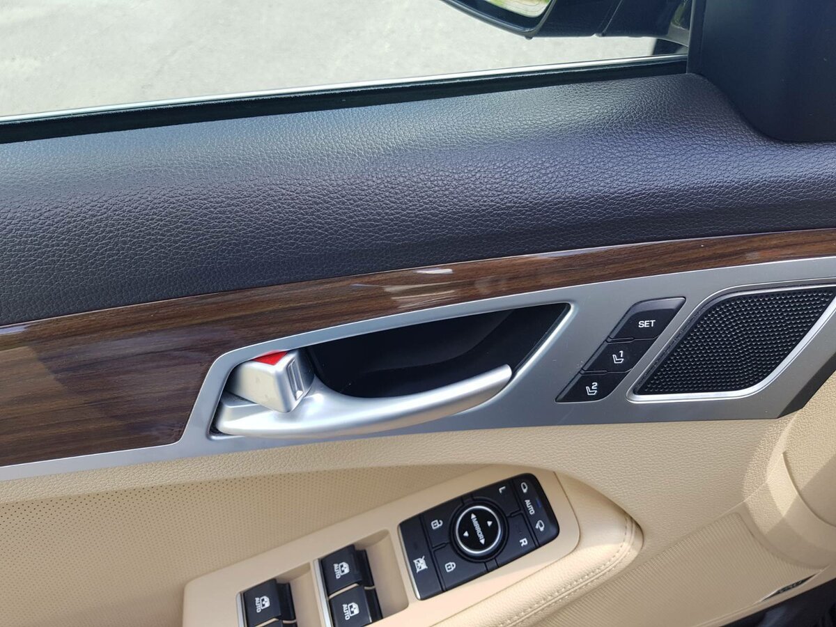 Hyundai Genesis - 10 от автора Павел в Бортжурнале