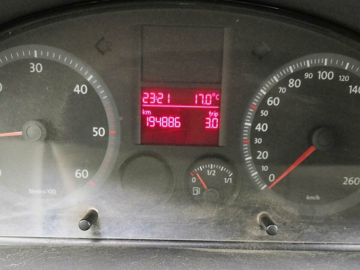 Volkswagen Caddy - 7 от автора Красный минивэн в Бортжурнале