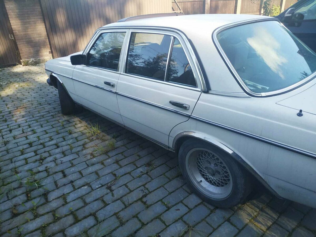 Mercedes-Benz W123 - 16 от автора Александр в Бортжурнале