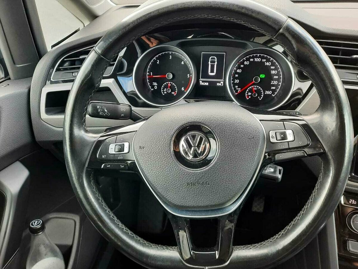 Volkswagen Touran - 8 от автора Оранжевый хэтчбек в Бортжурнале