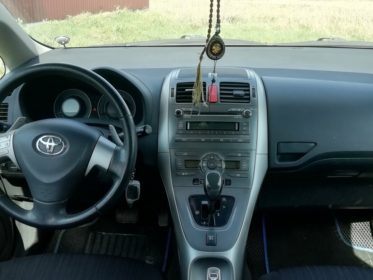 Toyota Auris - 6 от автора Рустам. в Бортжурнале