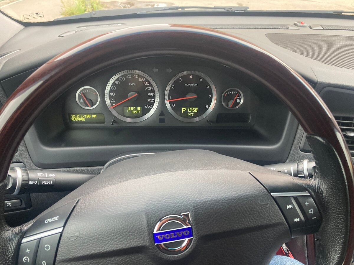 Volvo XC70 - 7 от автора Станислав в Бортжурнале