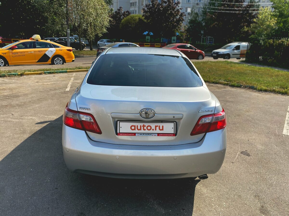 Toyota Camry - 5 от автора Вадим Александрович в Бортжурнале