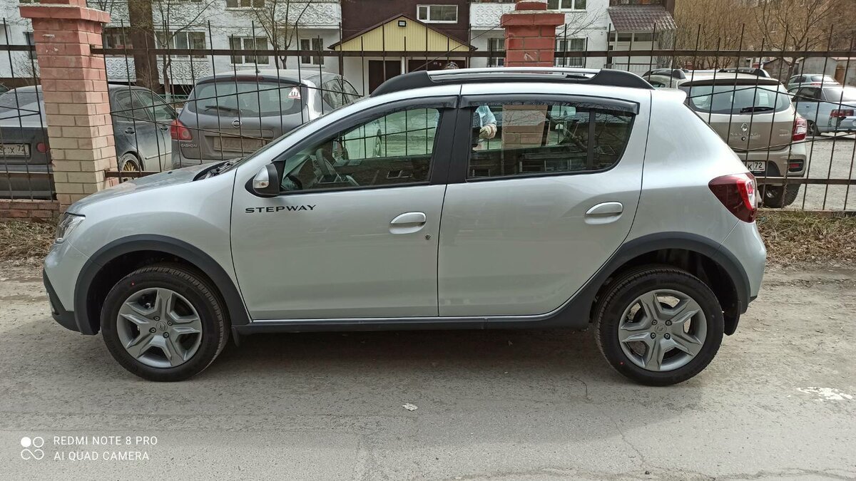 Renault Sandero - 1 от автора julja0411911 в Бортжурнале