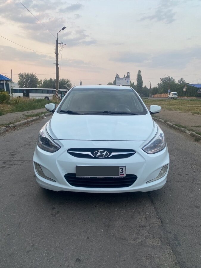 Hyundai Solaris - 1 от автора Зелёный минивэн в Бортжурнале