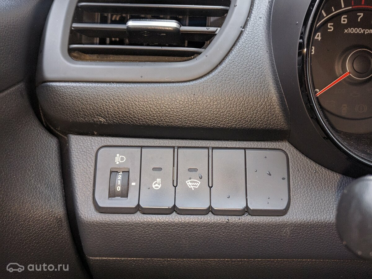 Kia Rio - 24 от автора Оранжевый внедорожник в Бортжурнале
