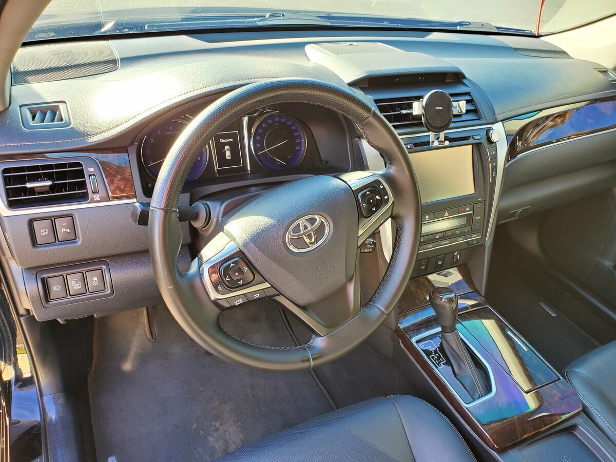 Toyota Camry - 5 от автора Mikhail в Бортжурнале