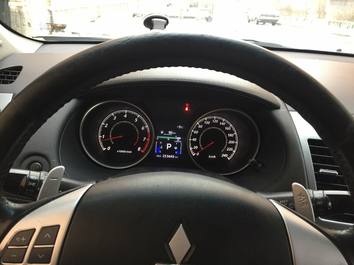 Mitsubishi Outlander - 5 от автора Игорь Владимирович в Бортжурнале
