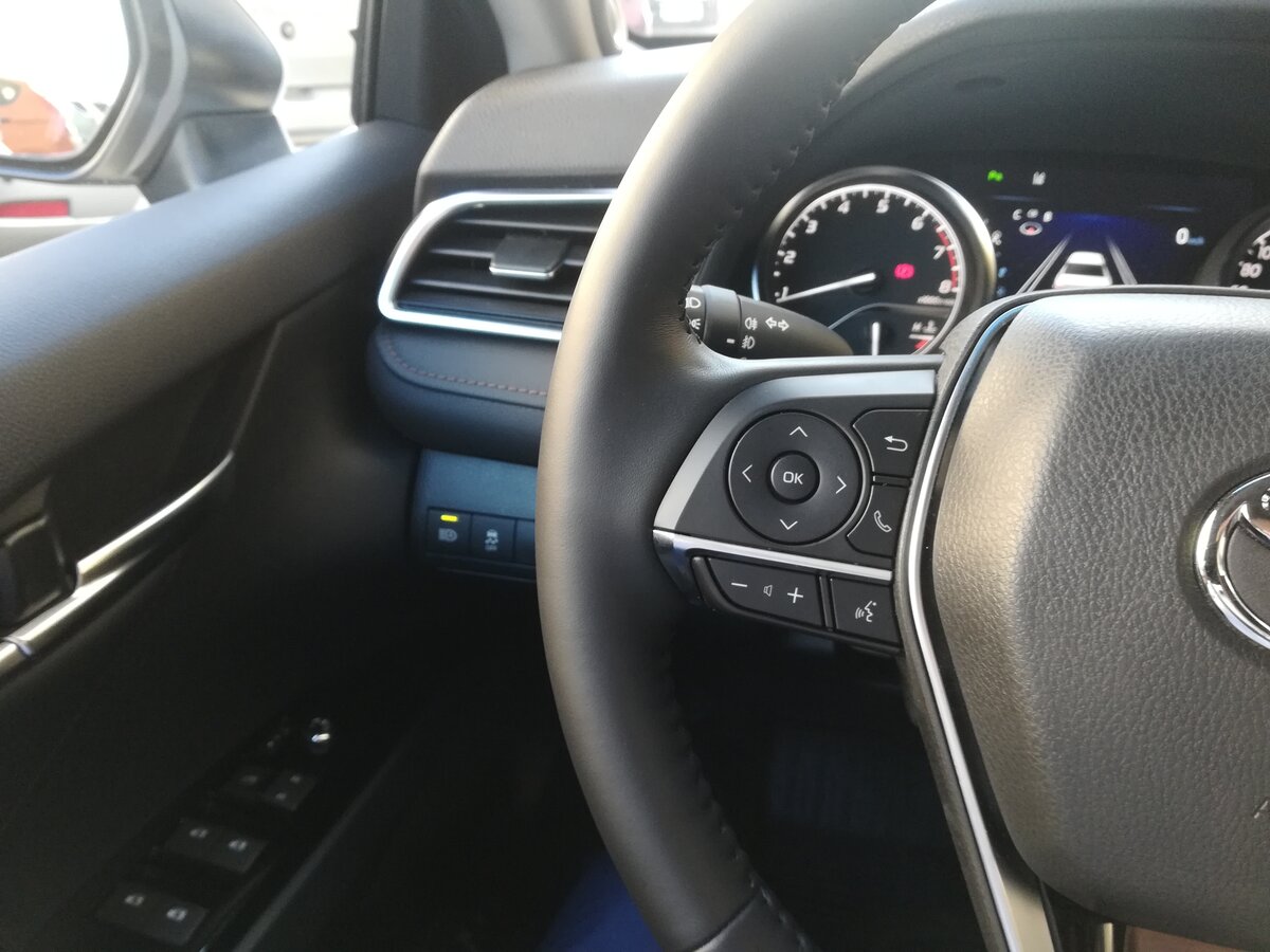 Toyota Camry - 3 от автора Роман в Бортжурнале