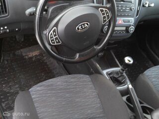 Kia Ceed - 6 от автора Синий седан в Бортжурнале