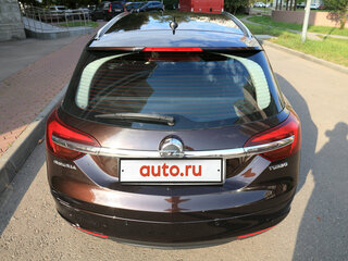 Opel Insignia - 7 от автора Красный внедорожник в Бортжурнале